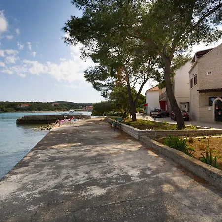 Vila Nauta Lovište